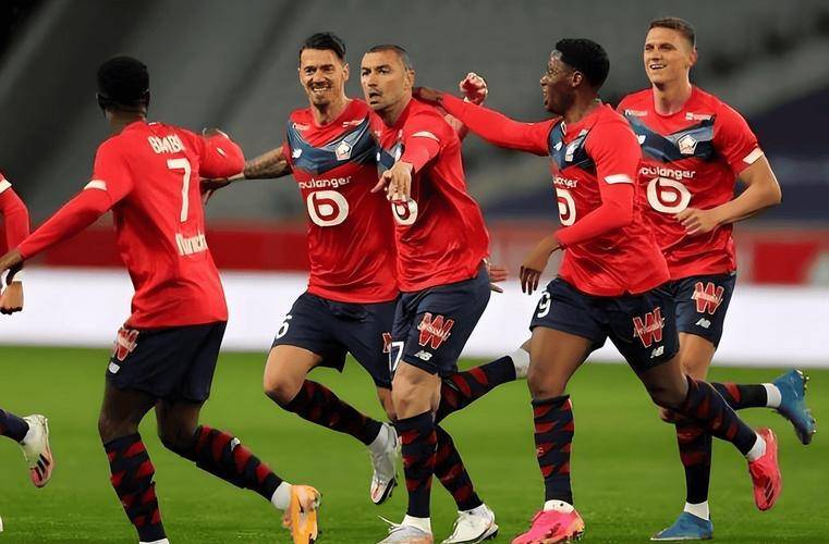 欧冠前瞻:萨尔茨堡VS布鲁日,专家最新比分预测