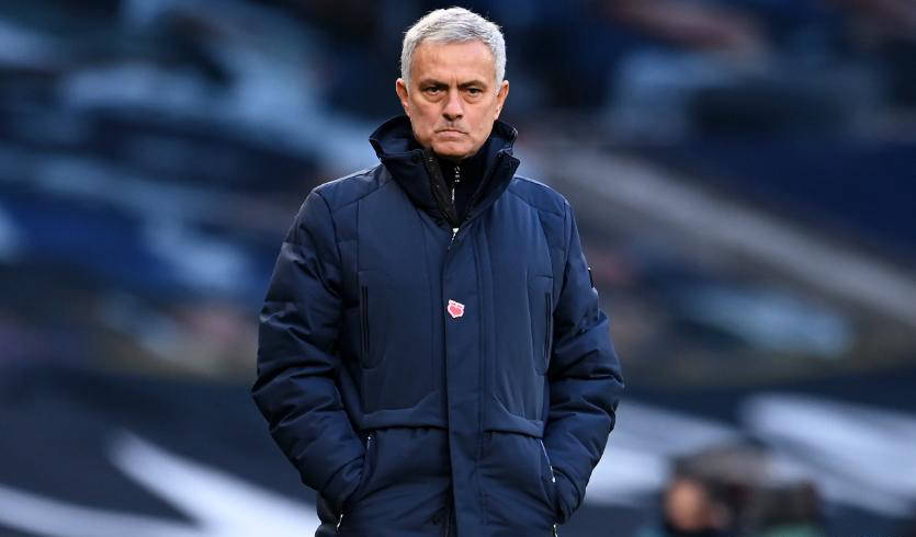 穆里尼奥或重返曼联！两大特权有望助球队逆袭